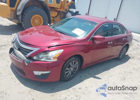 2015 Nissan Altima 2.5 S z USA, uszkodzony, nr VIN 1N4AL3AP1FC467482